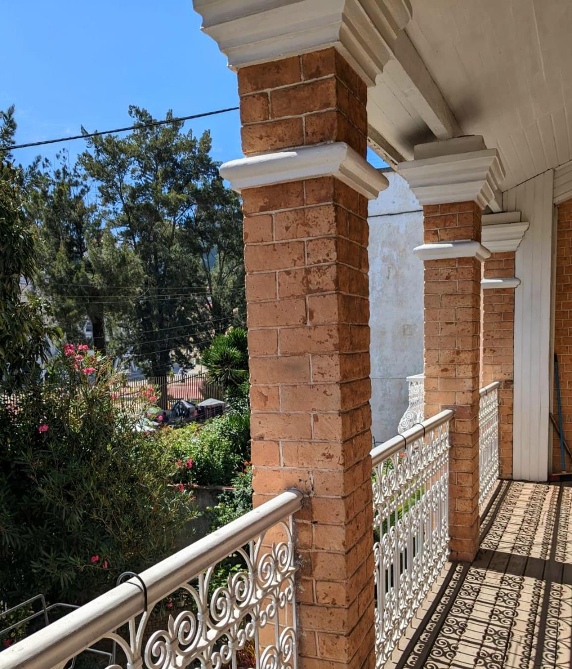 Bed and Breakfast Le Manoir Antananarivo Exterior foto